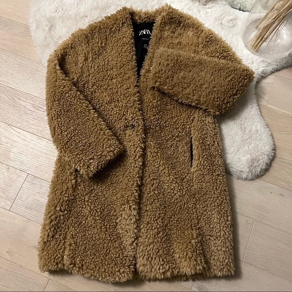 Zara Fleece Beige Coat - Picture 2 of 3